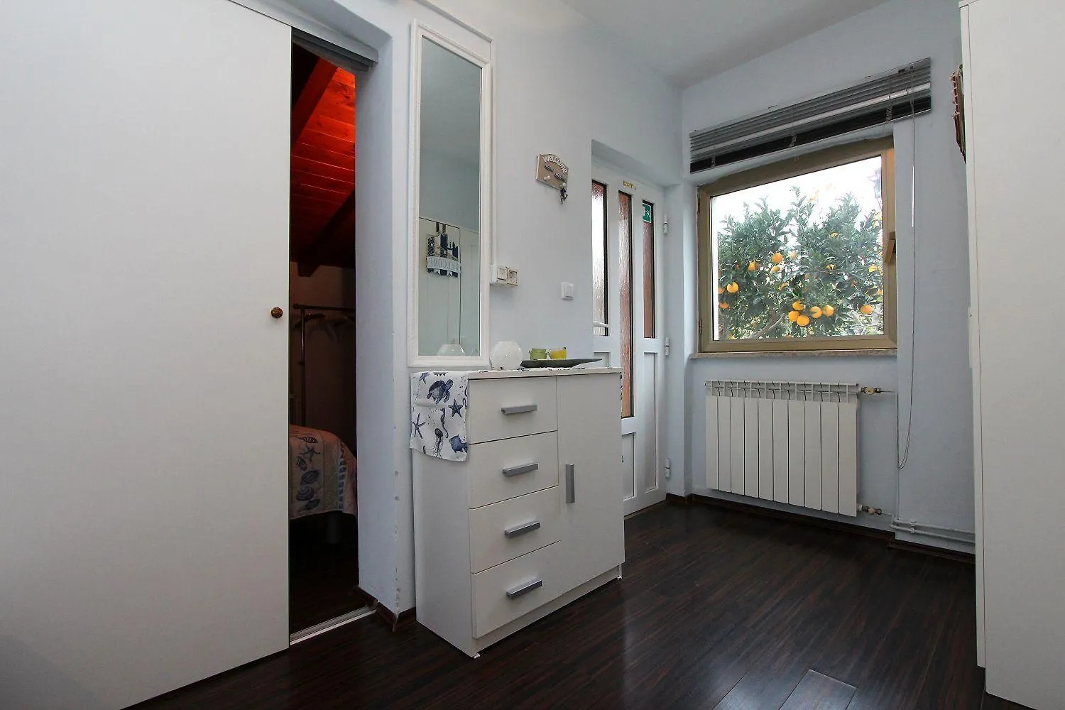 Idyllisches Apartment Nur 200 Meter Zum Strand Mit Taxibootverbindung Nach Rovinj 0*,  Croatia